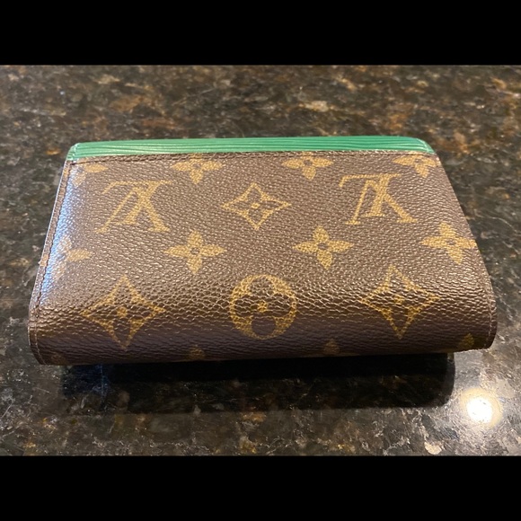 Marie Lou Compact Wallet - Picture 6 of 8